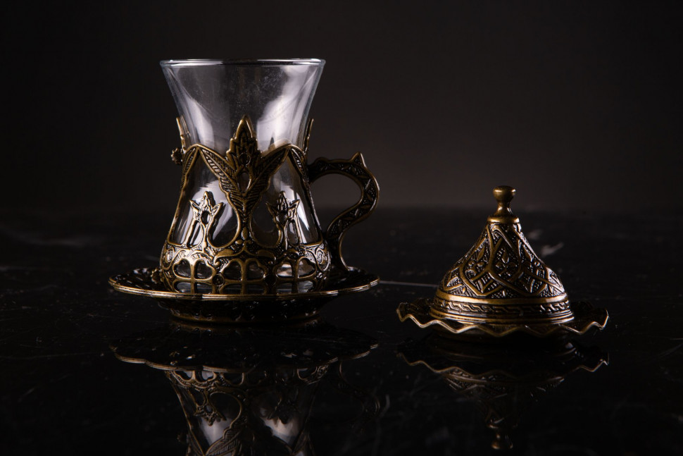 Чайный набор с подносом античное золото